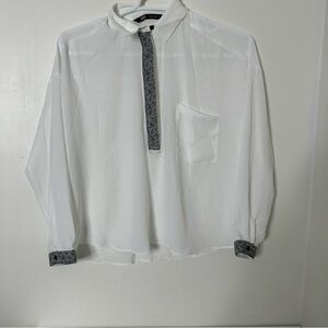 Zara women’s white  blouse with leopard animal print trim size L